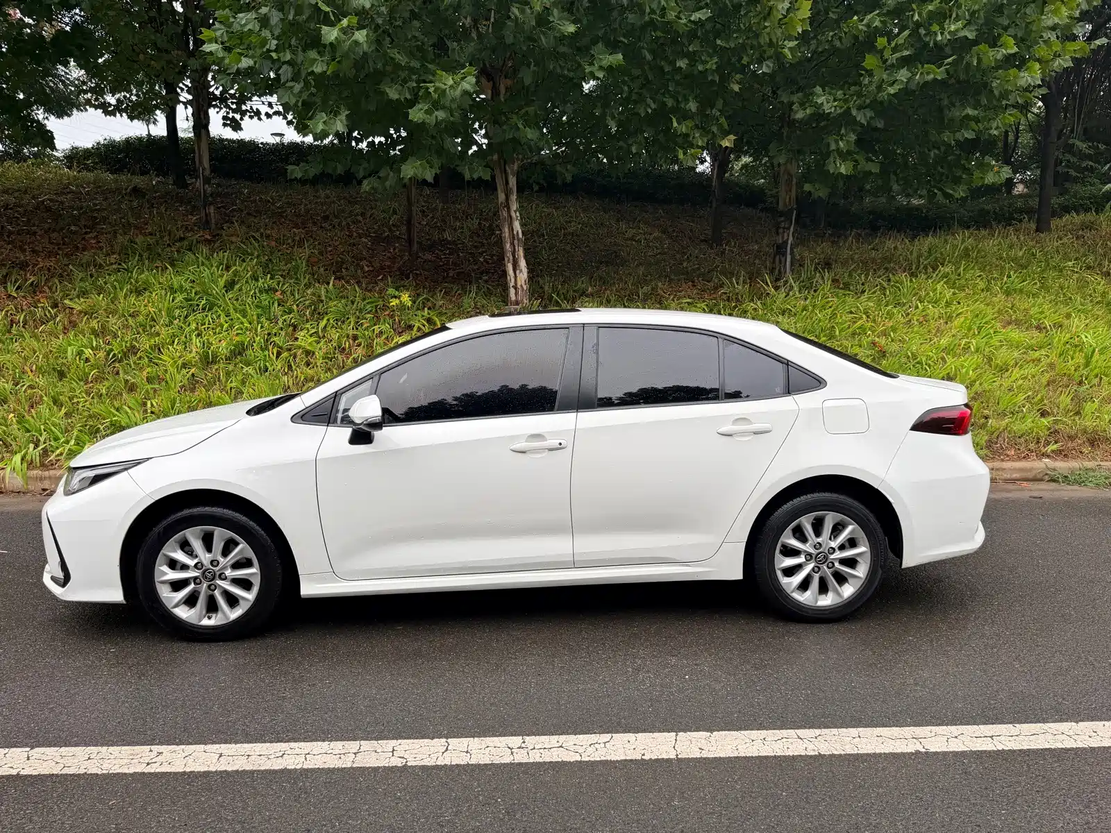 Photo 4 - Toyota Corolla