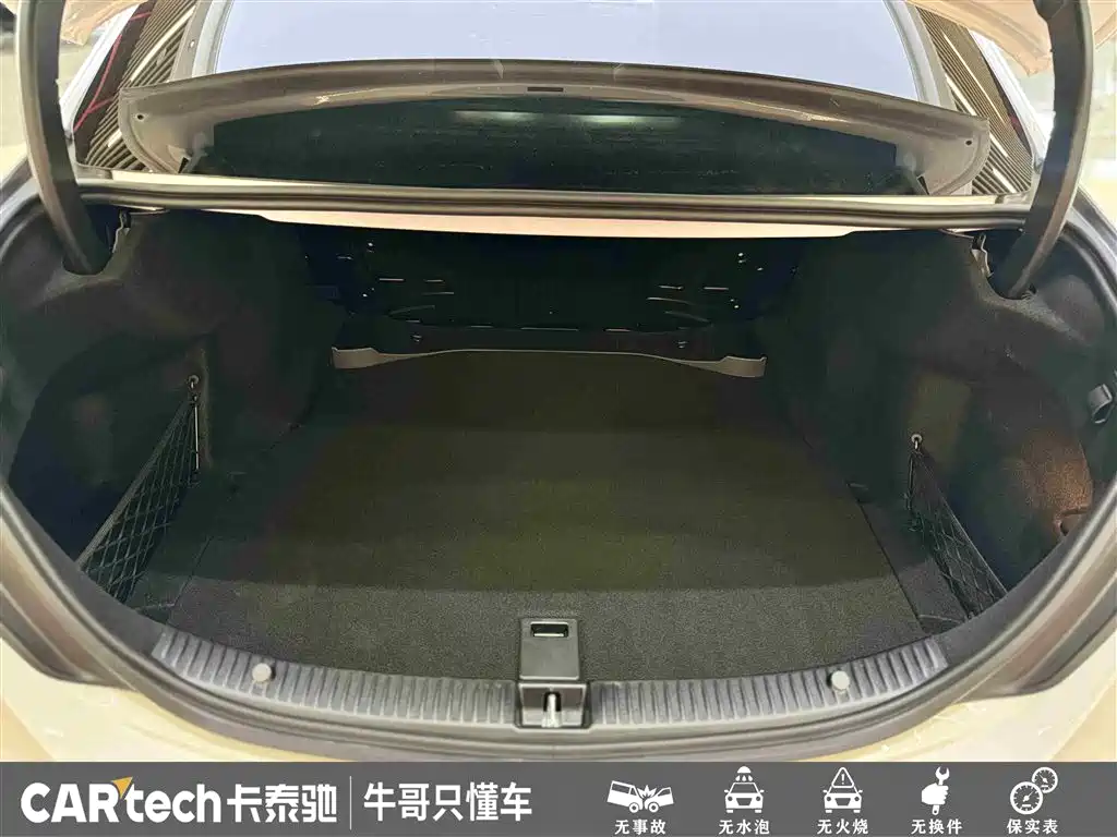 Mercedes-Benz C-Class 2020 Facelift C 260 L Sport фото 13