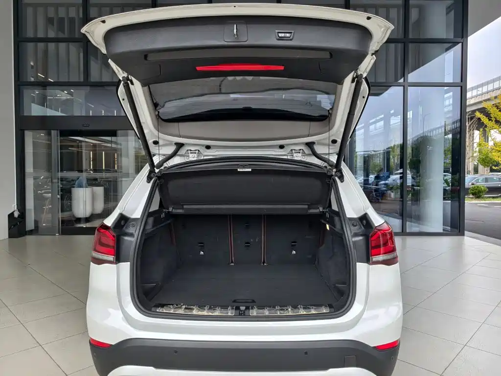 Фото 15 - BMW X1