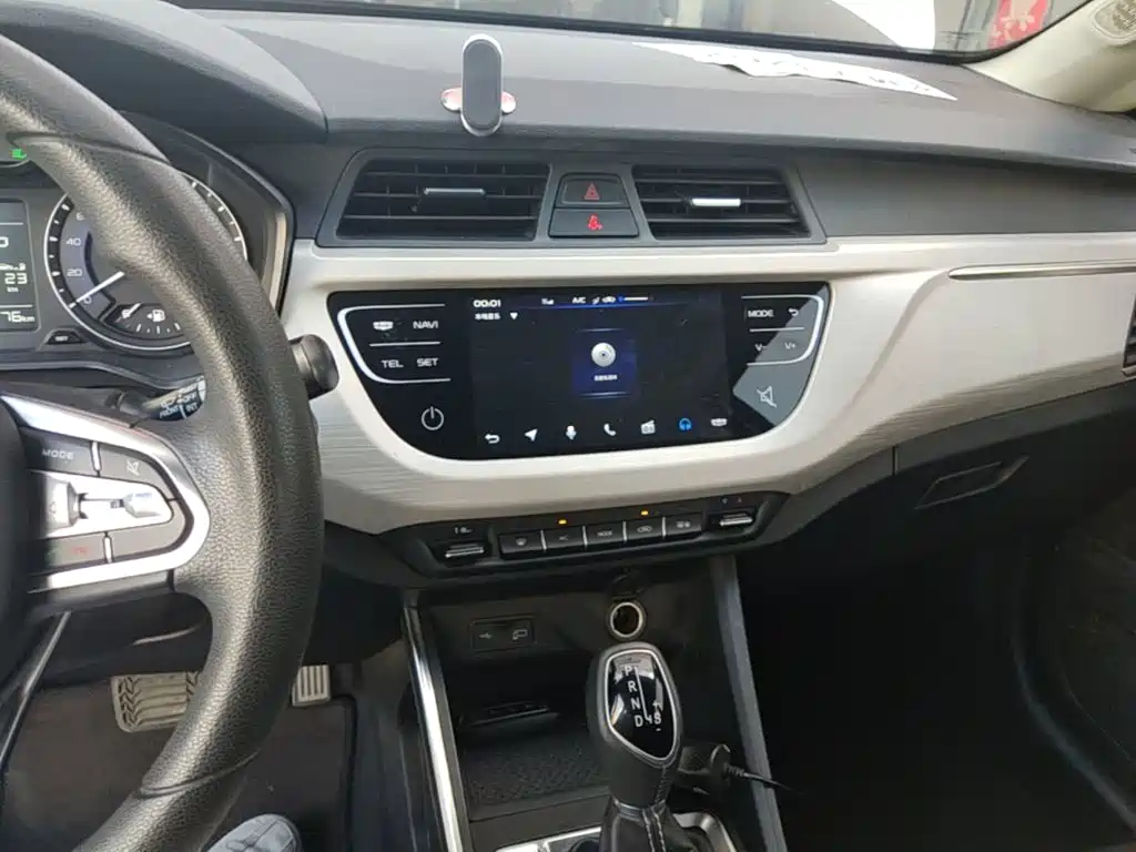 Geely Vision X3 2021 2020 1.5L CVT Elite