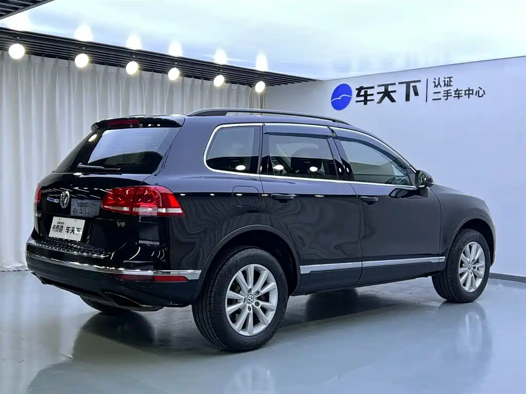 Volkswagen Touareg 2017 3.0TSI Explorer Edition фото 4