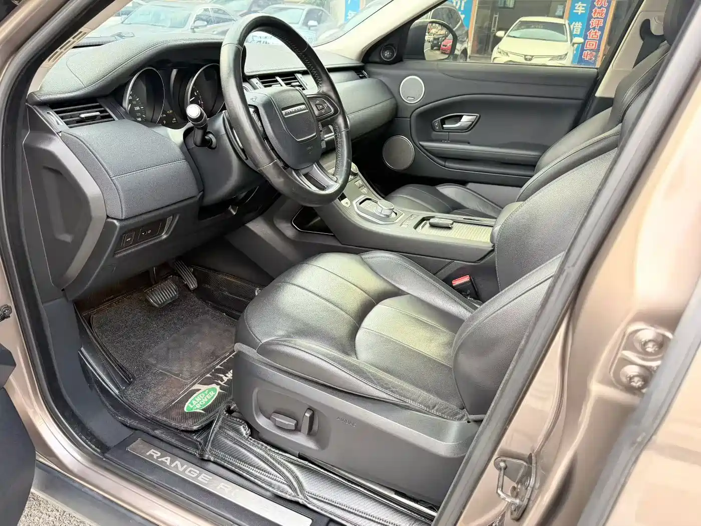 Land Rover Range Rover Evoque 2017 2016 2.0T SE ZhiYao