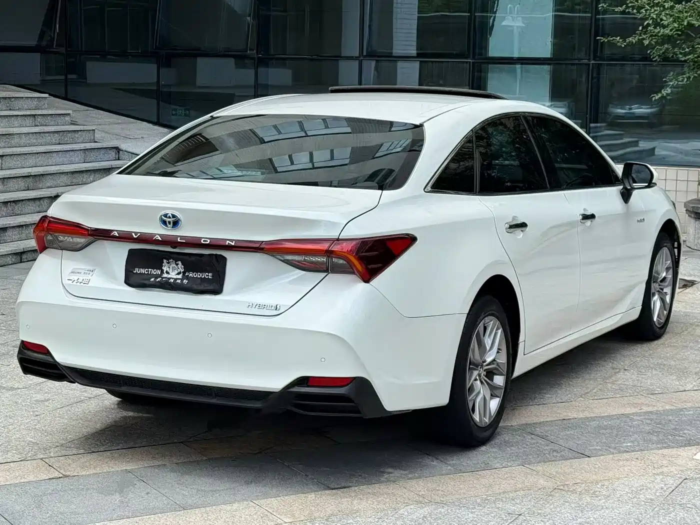 Toyota Avalon 2019 Hybrid 2.5L Luxury Edition China VI фото 6