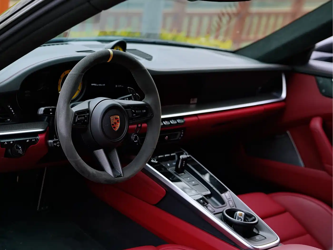 Porsche 911 2023 Turbo S 3.7T фото 13