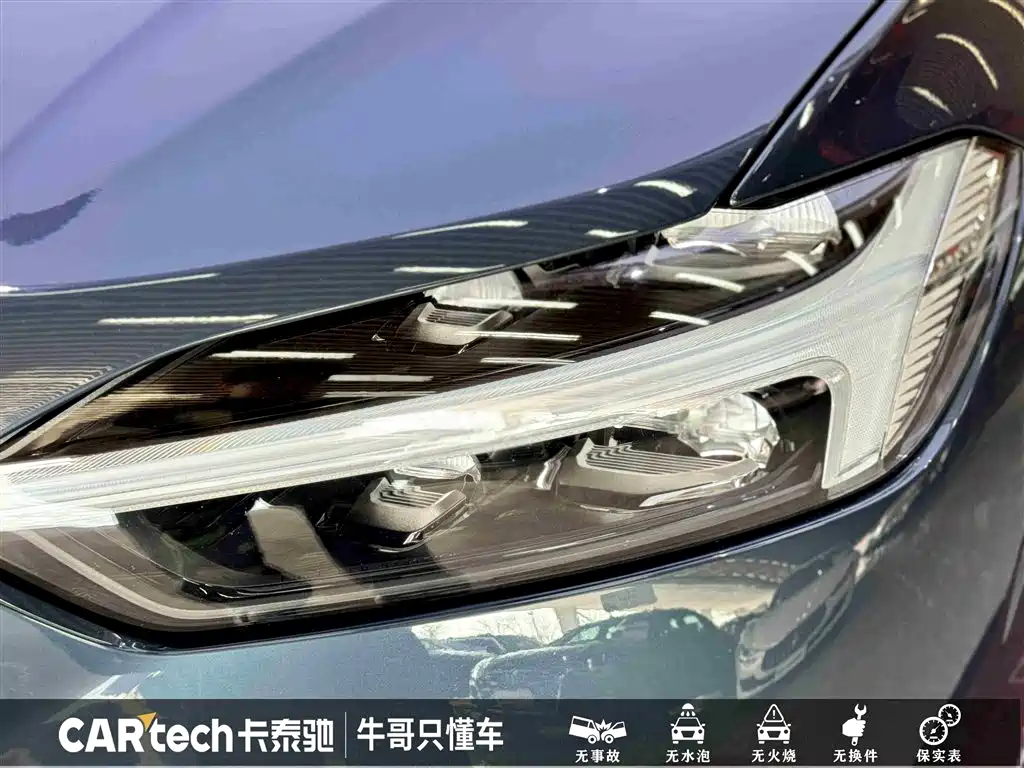 VOLVO XC60 PLUG IN HYBRID