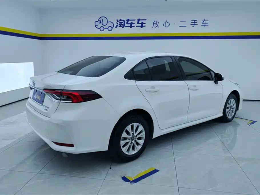 Toyota Corolla 2019 1.2T S-CVT GL-i Elite Edition фото 3