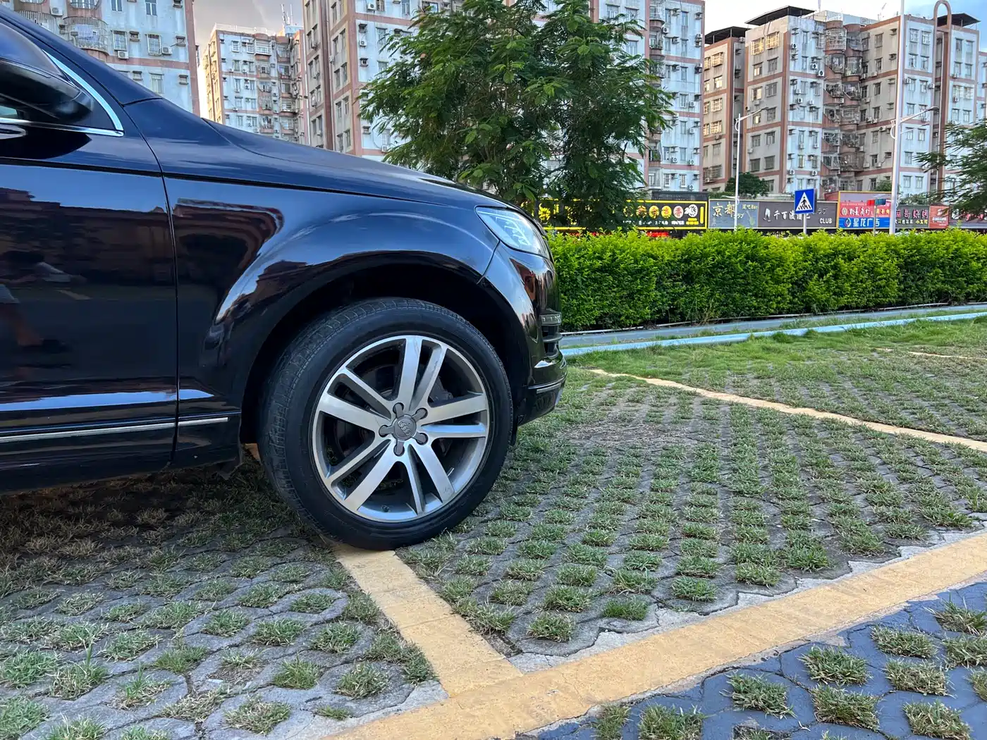 Audi Q7 2011 3.0 TFSI Technology (200kW) фото 8