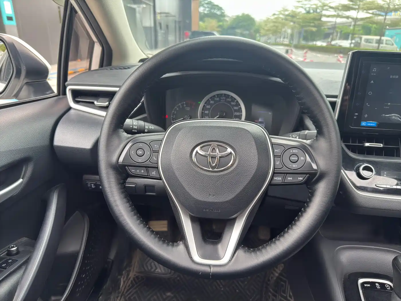 Toyota Corolla 2021 1.2T S-CVT Elite PLUS Edition фото 14