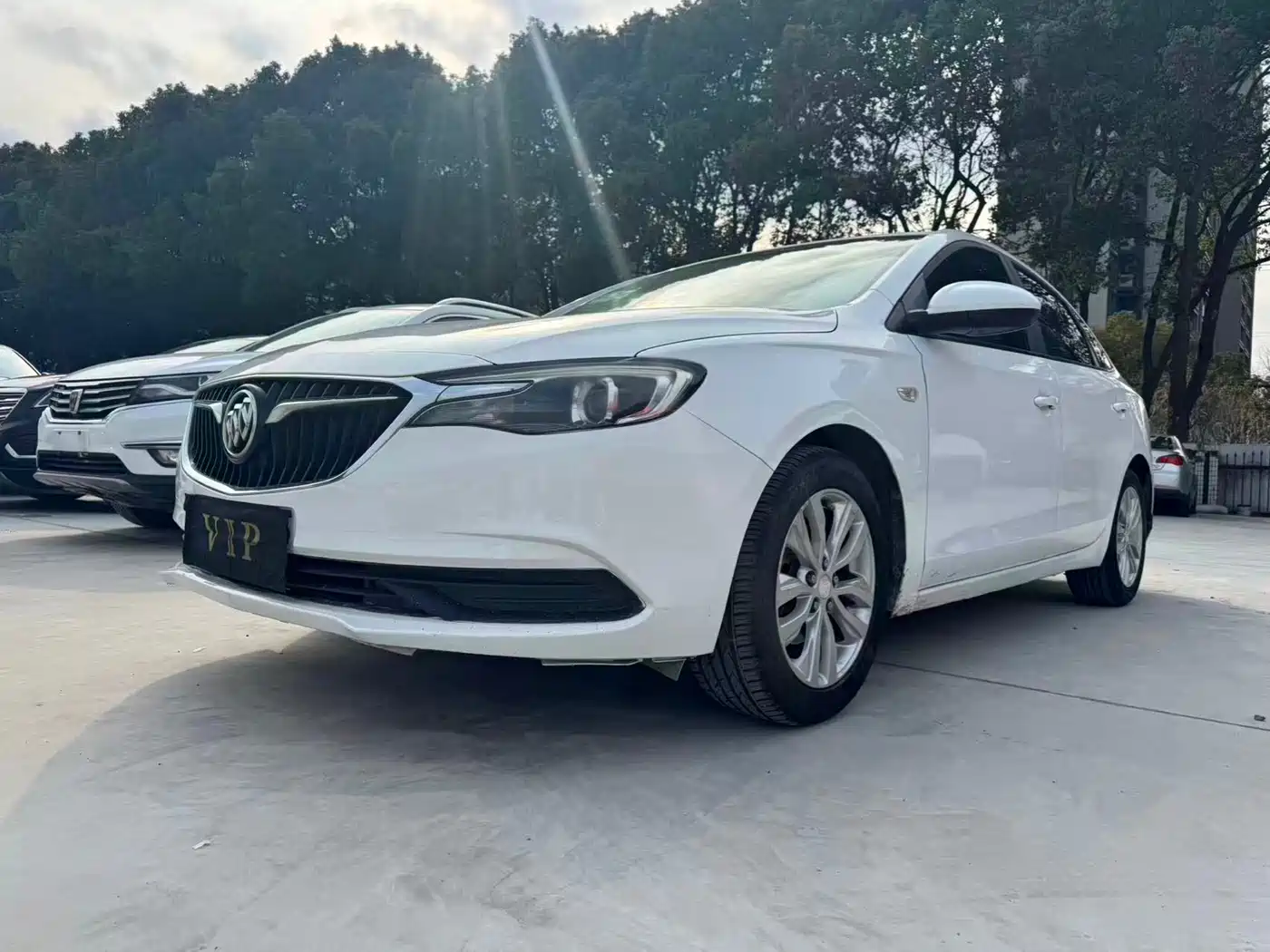 Buick Excelle 2018 15T Dual Clutch Elite (China V)