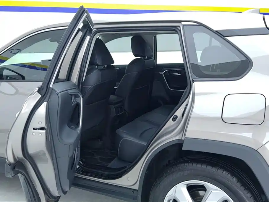 Toyota RAV4 Rongfang 2022 2.0L CVT 2WD Trend Plus Edition фото 11
