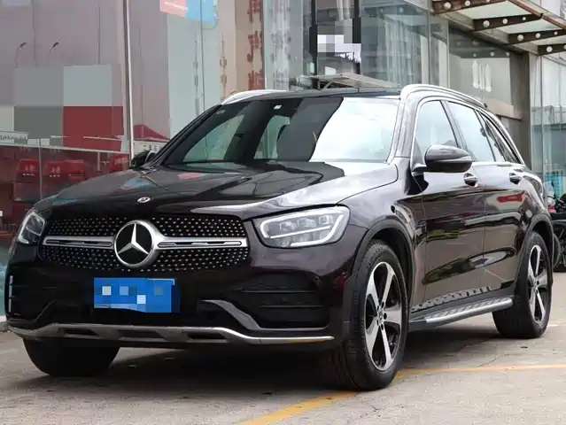 MERCEDES-BENZ GLC