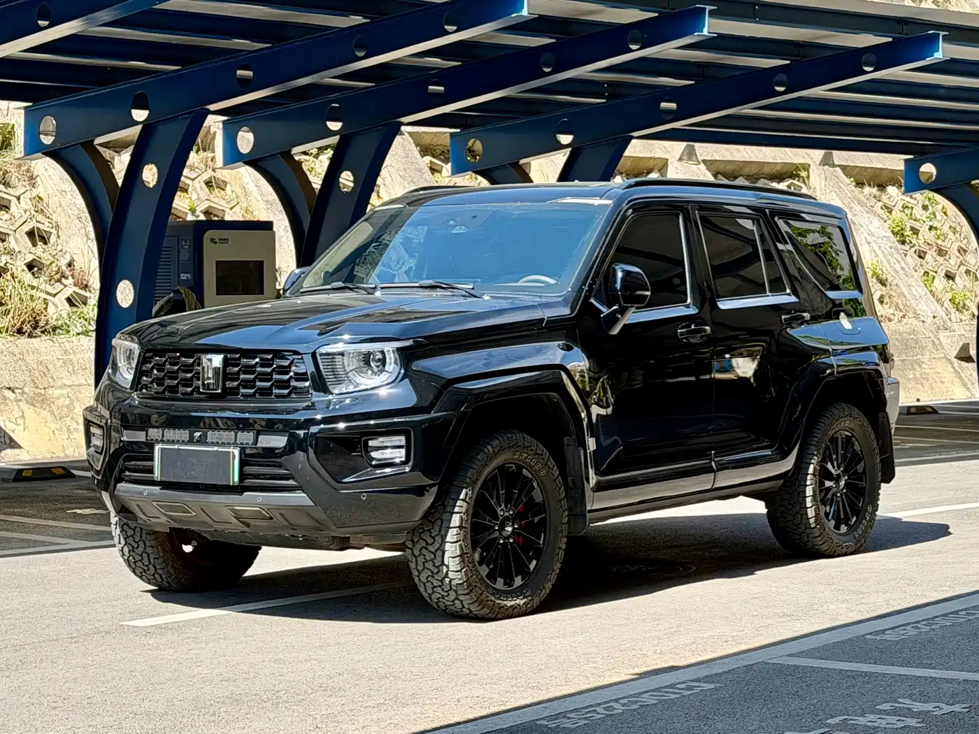 TANK TANK 700 NEW ENERGY