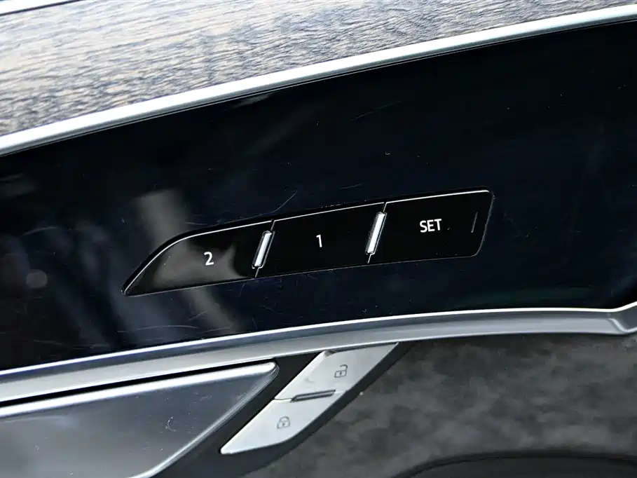 Audi A8 2019 A8L 55 TFSI quattro Premium фото 25