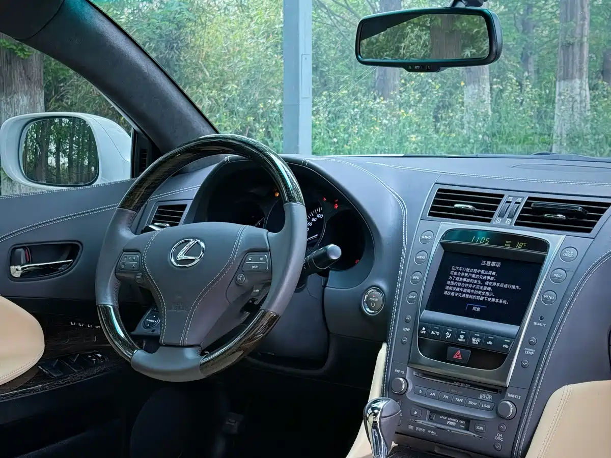 Lexus GS 2008 460 фото 20