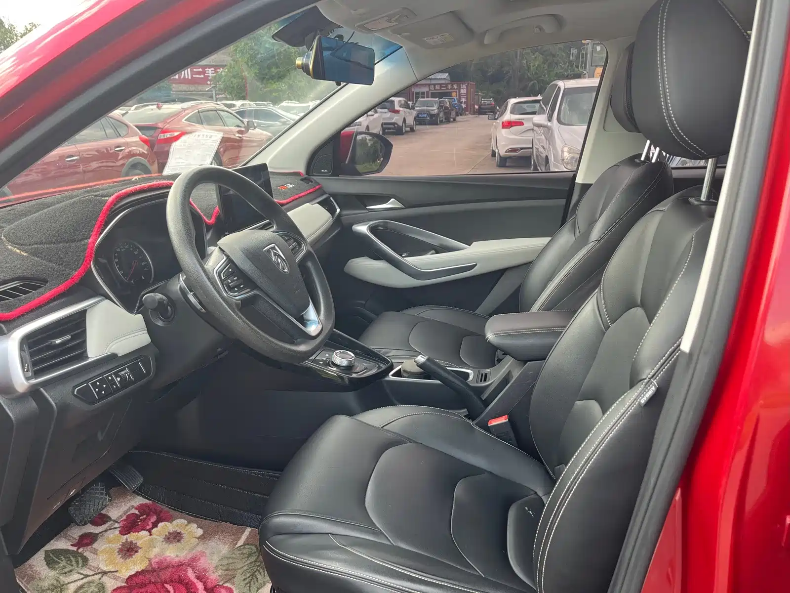 Photo 13 - Baojun 530