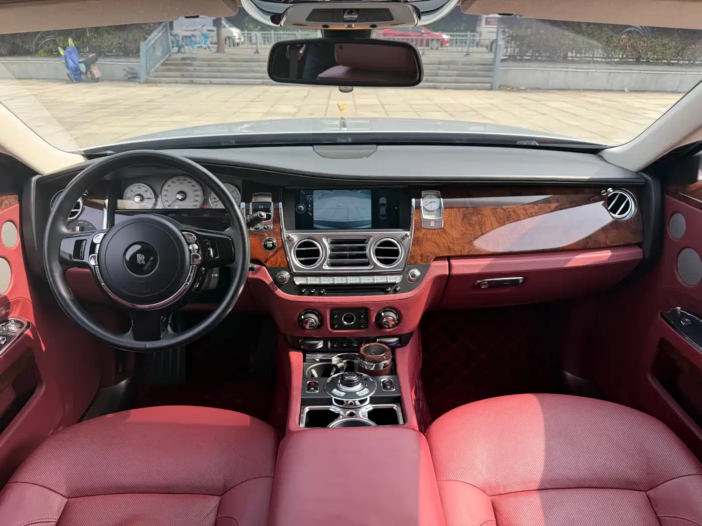 Rolls-Royce Ghost 2013 2014 6.6T Extended Edition