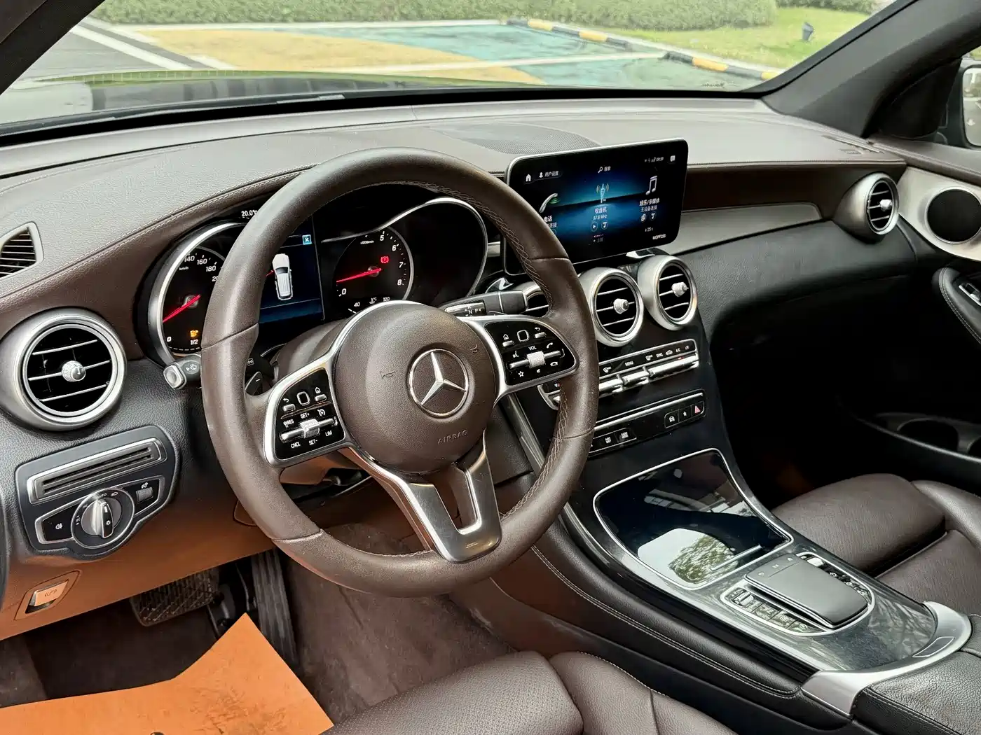 Mercedes-Benz GLC 2020 GLC 260 L 4MATIC Dynamic фото 9
