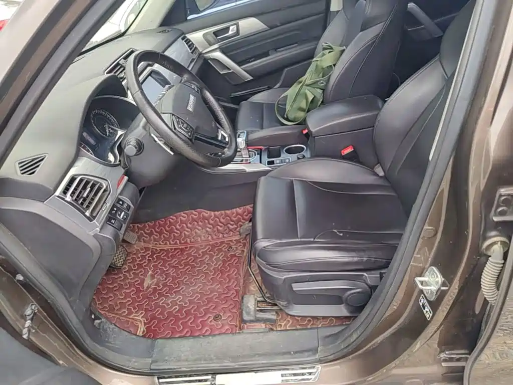 Фото 11 - Haval H2
