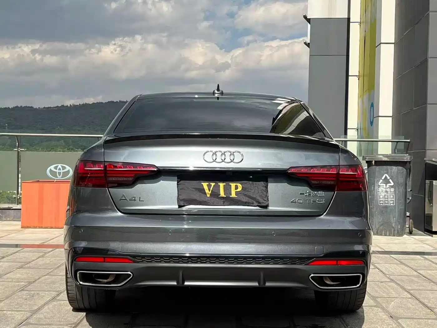 AUDI A4L