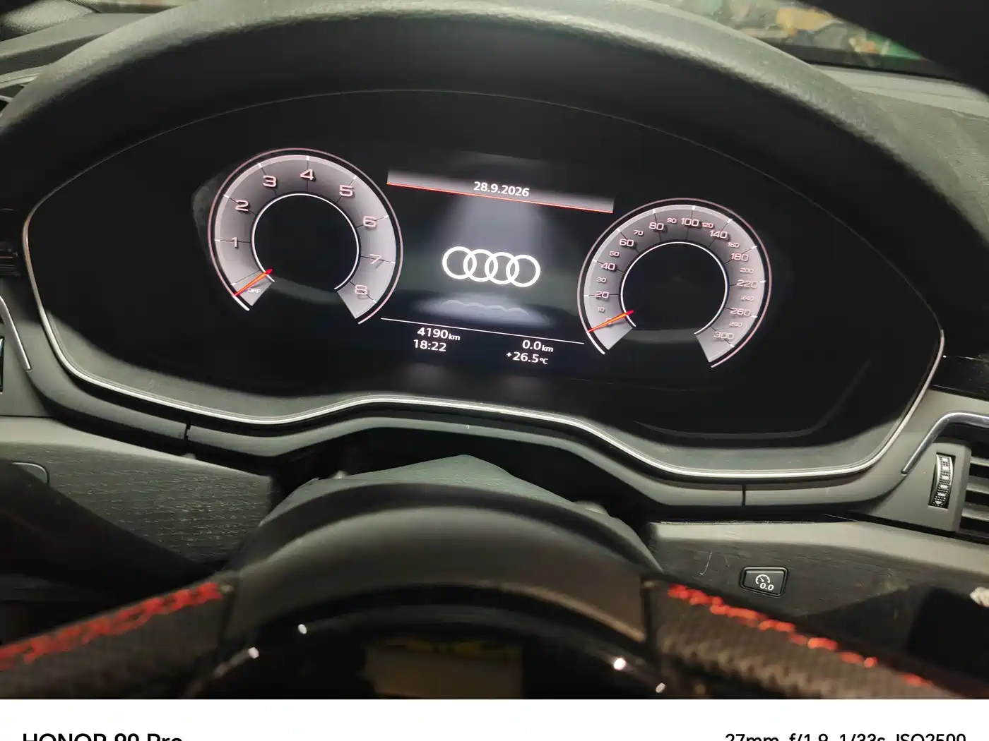 Audi A4L 2025 2025 2 Million Celebration Edition 40 TFSI Luxury Dynamic