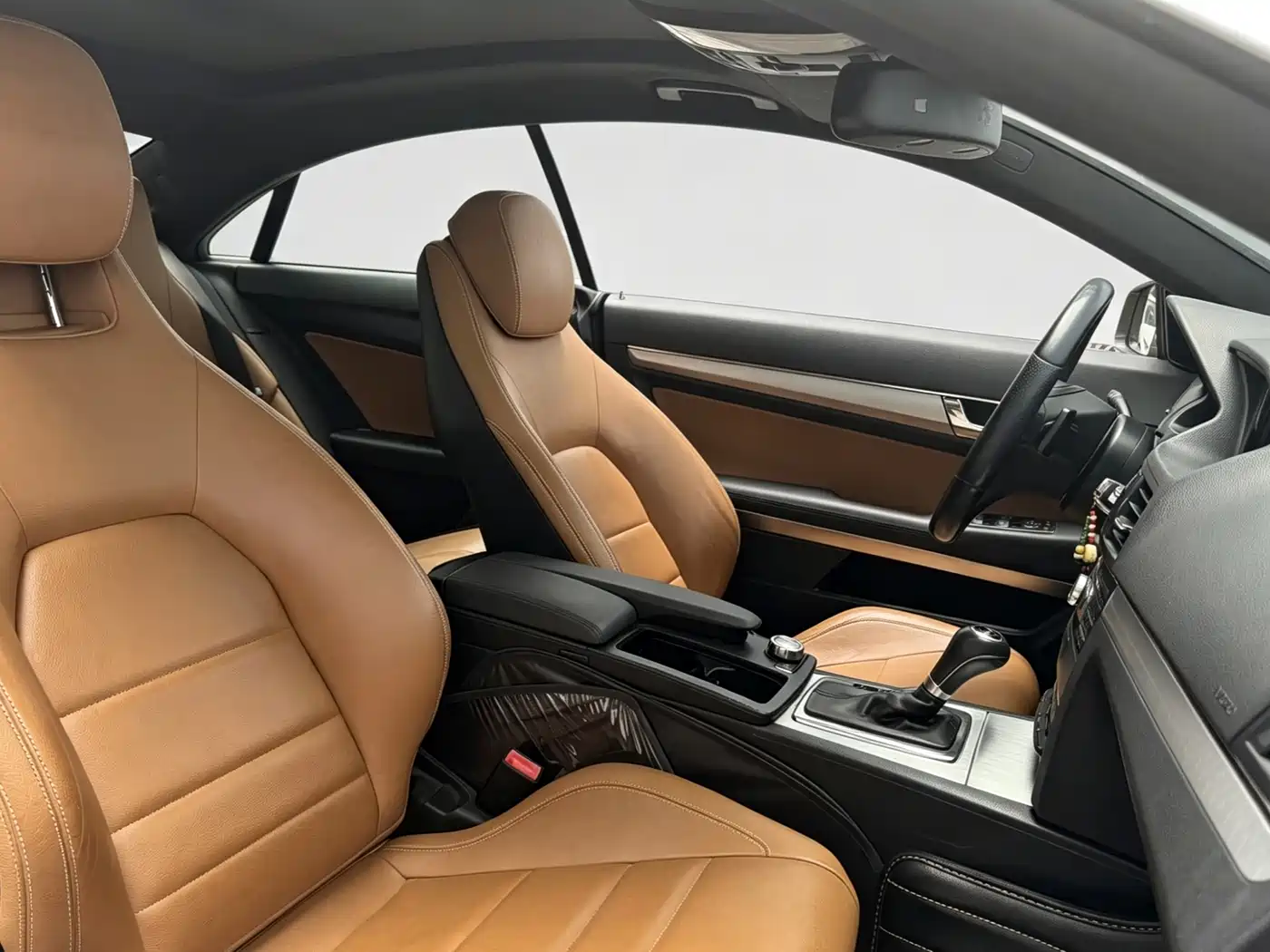 Mercedes-Benz E-Class (Import) 2012 E 260 CGI Coupe фото 6