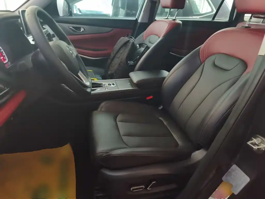 Photo 15 - Changan CS75