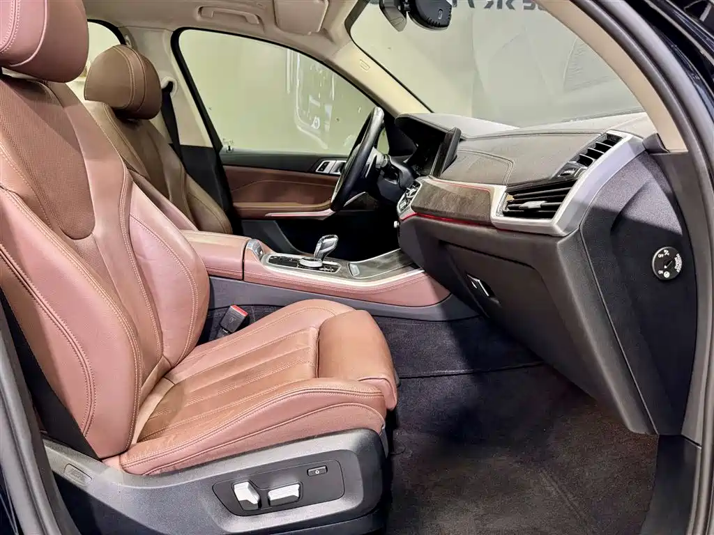 BMW X5 (Import) 2021 xDrive30i M Sport Package фото 18