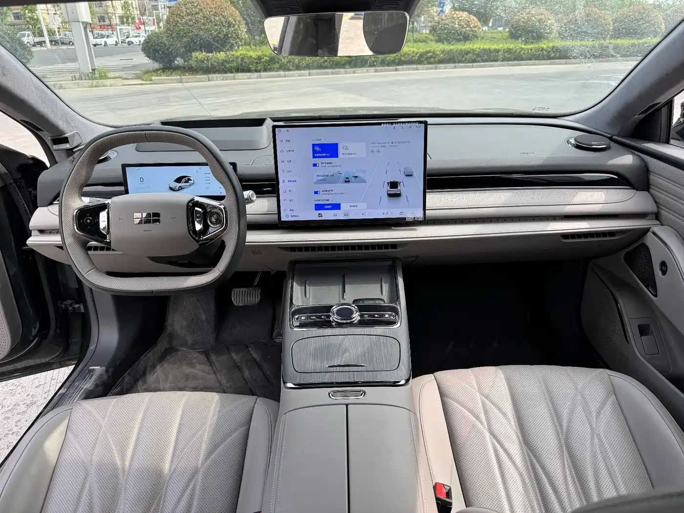 Geely Galaxy Galaxy Xingyao 8 2025 130km EM-P Starship Edition фото 8