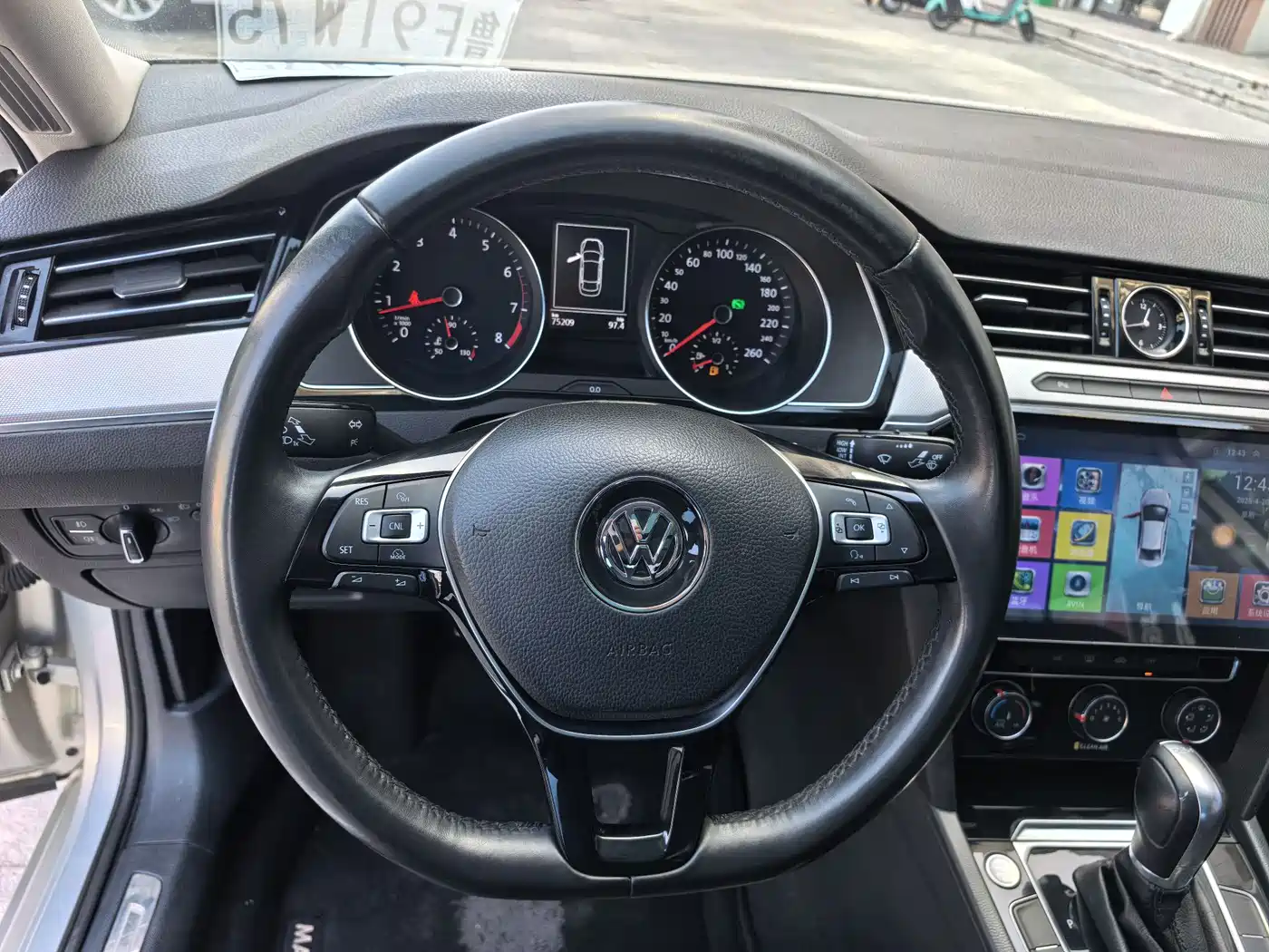 Volkswagen Magotan 2017 330TSI DSG Leading фото 12