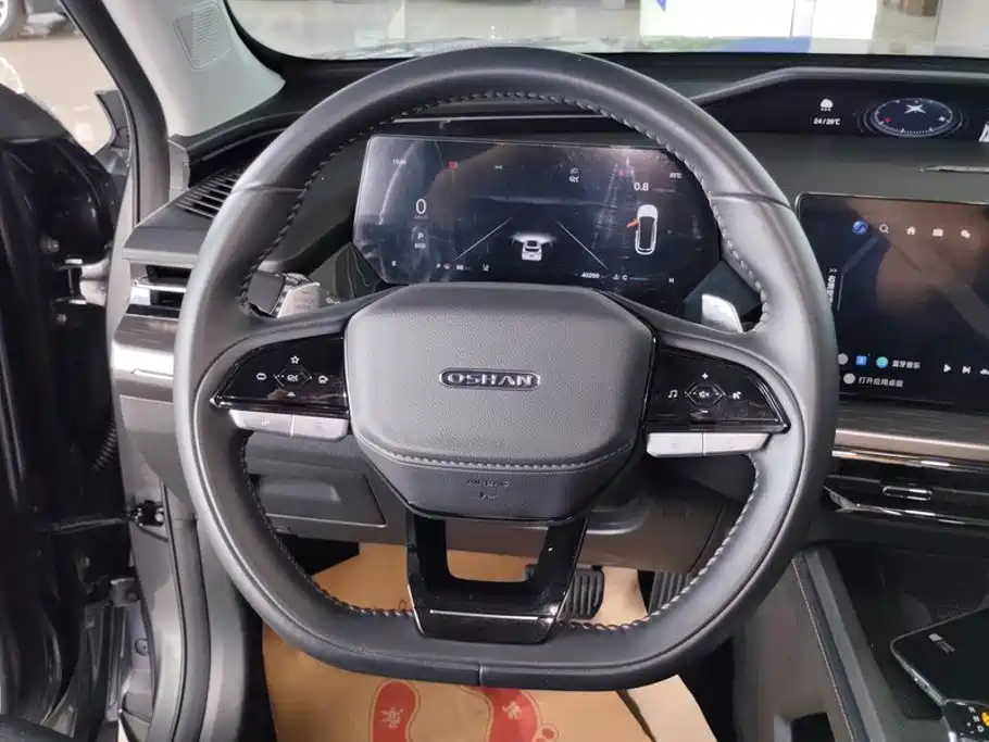 Changan Oshan Z6 2023 2022 Blue Whale 1.5T DCT Intelligent Leader