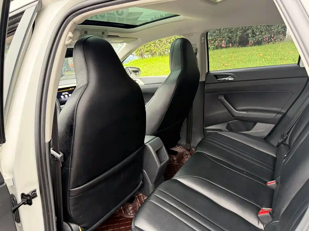 Volkswagen Polo 2021 2021 Plus 1.5L Automatic Colorful Tech Edition
