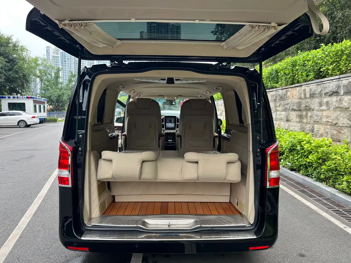 Mercedes-Benz Vito 2018 2.0T Business Edition China VI фото 21