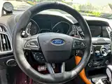 Фото 10 - Ford Focus