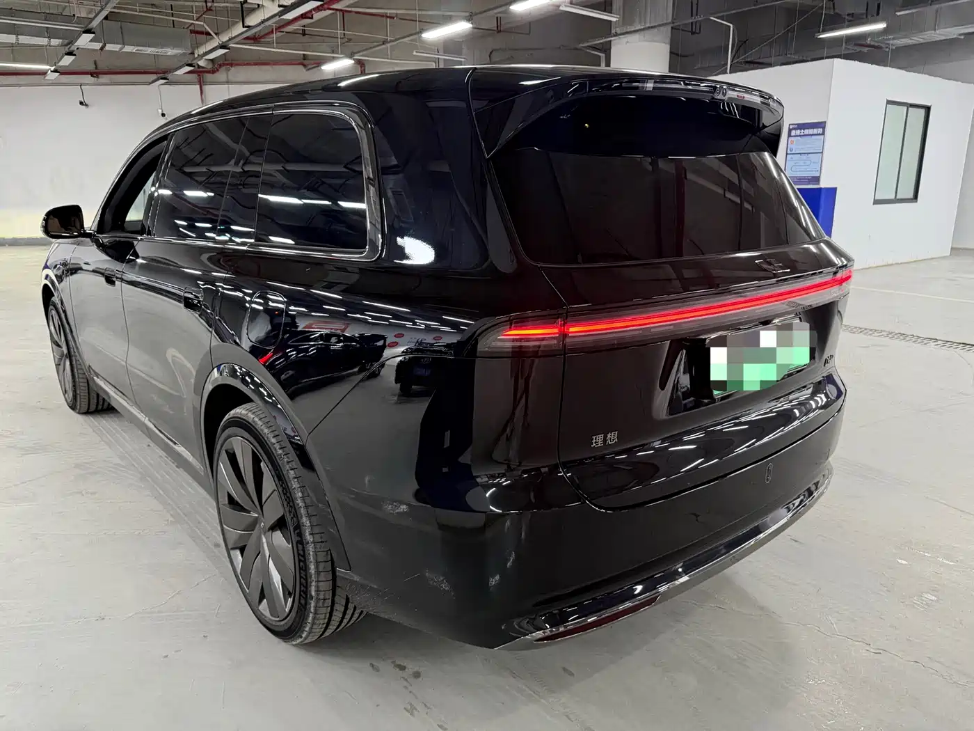 Li Auto Li Xiang L9 2026 2026 Base Model