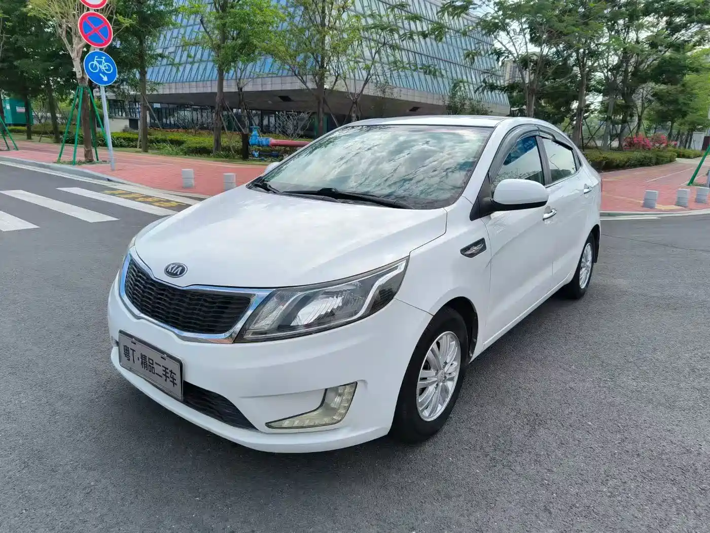 Kia K2 2012 — пригон из Китая