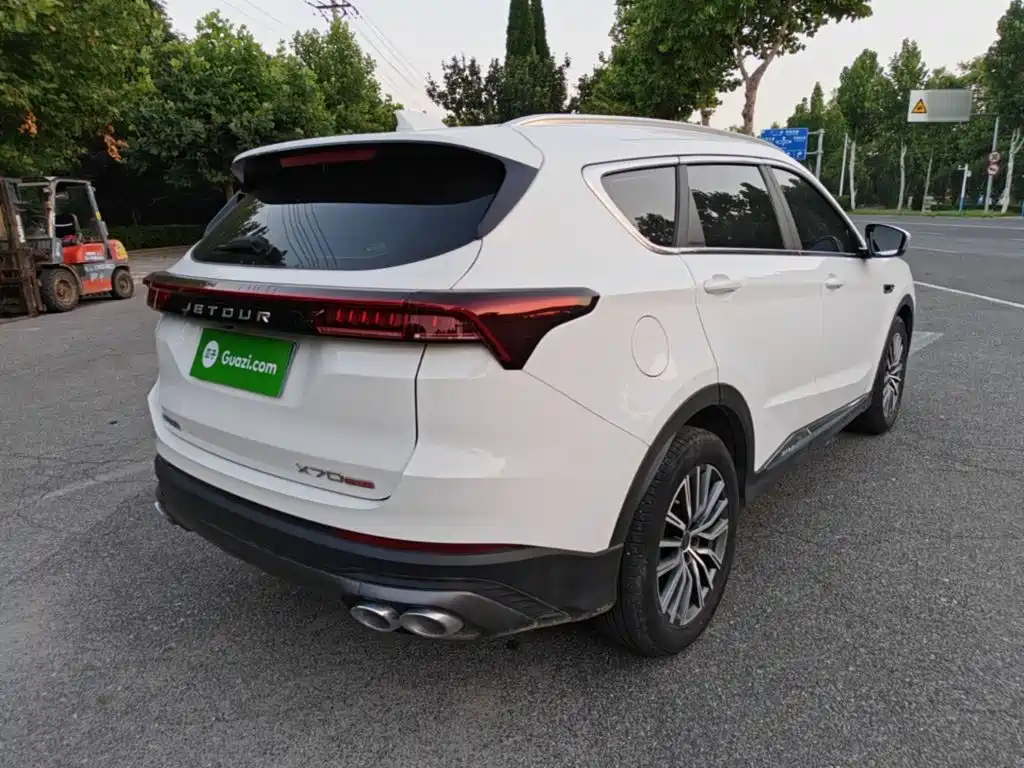 Jetour X70 PLUS 2025 2024 Champion Edition 1.5T DCT Champion PRO 5-seater
