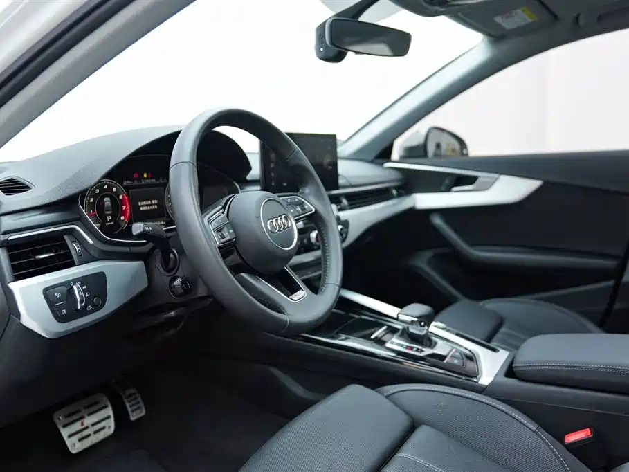 Audi A4L 2020 40 TFSI Fashion Dynamic Edition фото 6