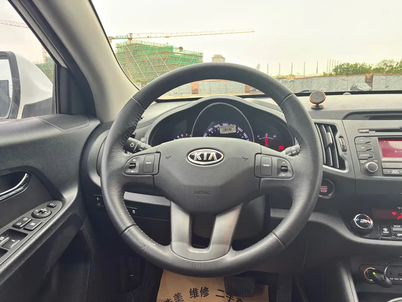 Kia Sportage 2012 2.0L Automatic 2WD GLS фото 11