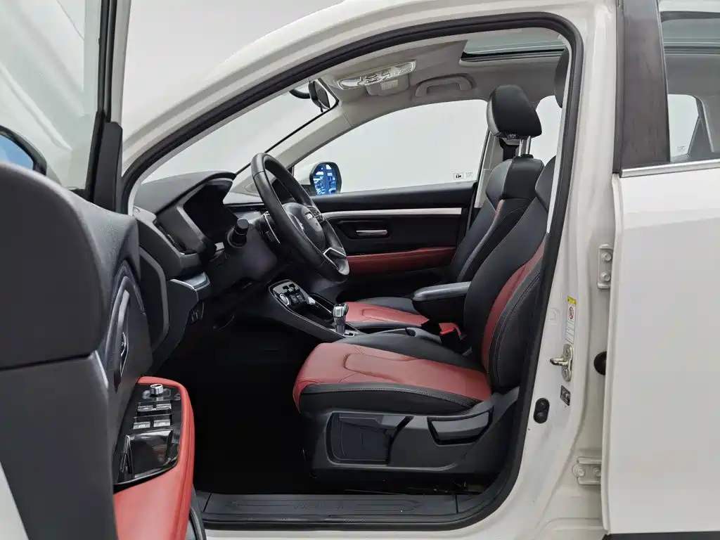 Photo 10 - Haval H2s