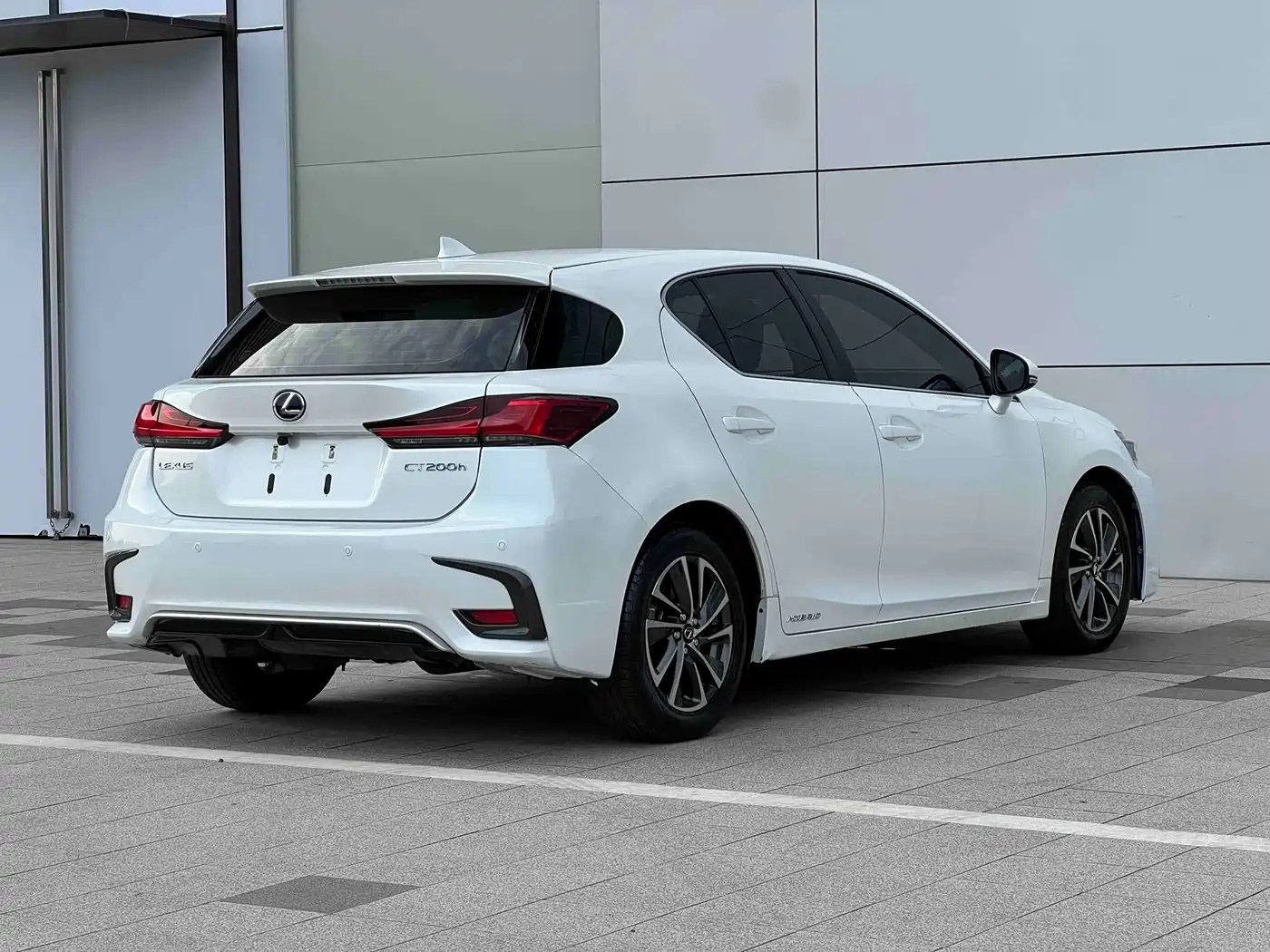 Lexus CT 2020 2017 CT200h Elite Edition Monochrome China V