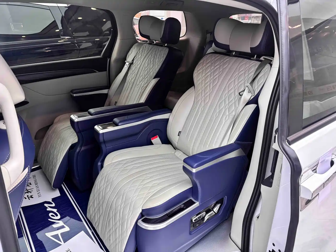 Buick GL8 2023 ES Landmaster Comfort фото 10