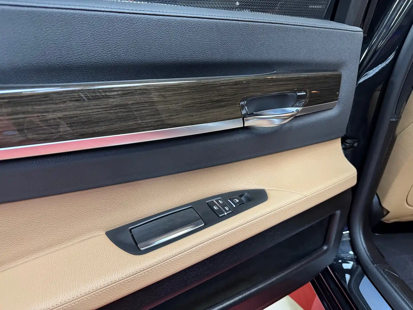 BMW 7 Series 2013 Model 730Li Leading фото 36