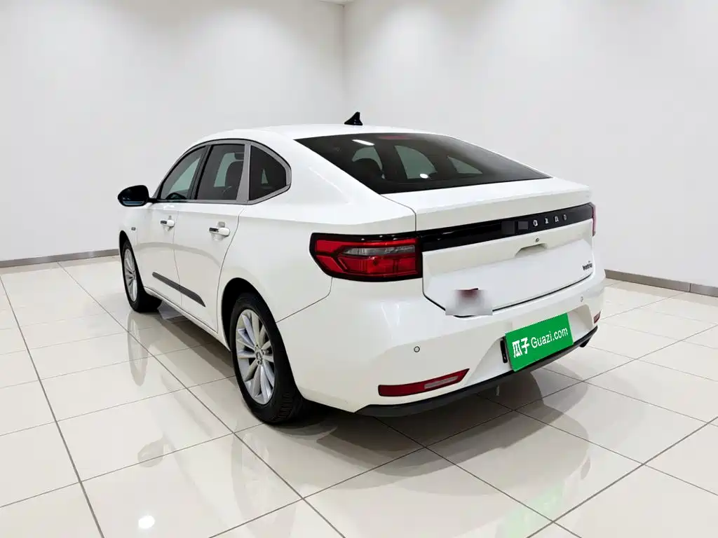 Baojun RC-5 2020 2020 1.5T CVT Zhiyao Luxury