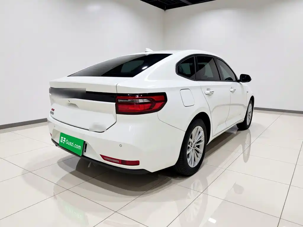 Baojun RC-5 2020 2020 1.5T CVT Zhiyao Luxury