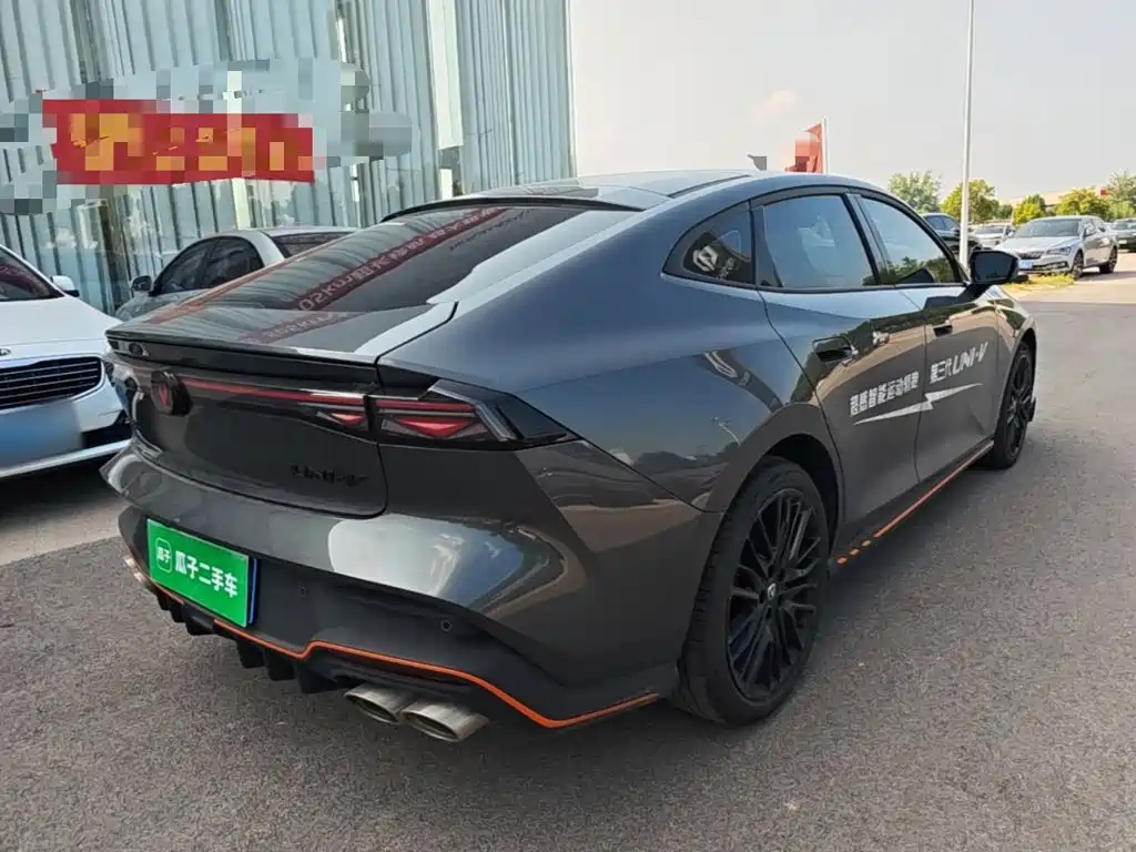 Changan UNI-V 2025 2025 2.0T Sport Version