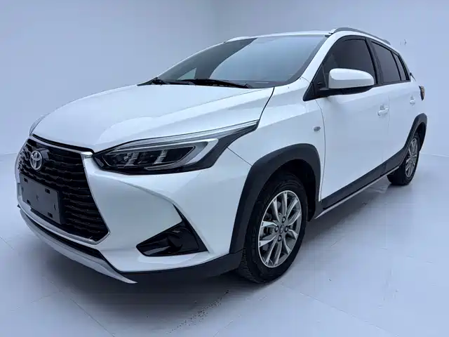 Toyota Yaris L 1.5L CVT, Лидер, PLUS
