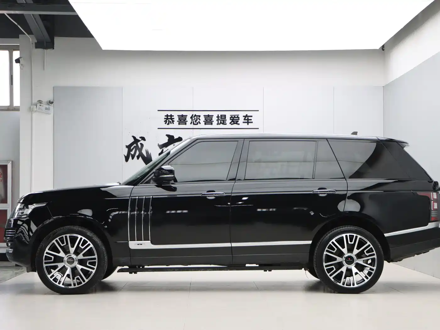 Land Rover Range Rover 2016 5.0 SC V8 AB Peak Autobiography LWB фото 8