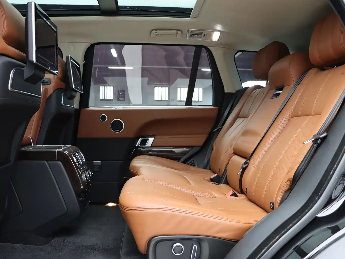 Land Rover Range Rover 2016 5.0 SC V8 AB Peak Autobiography LWB фото 29