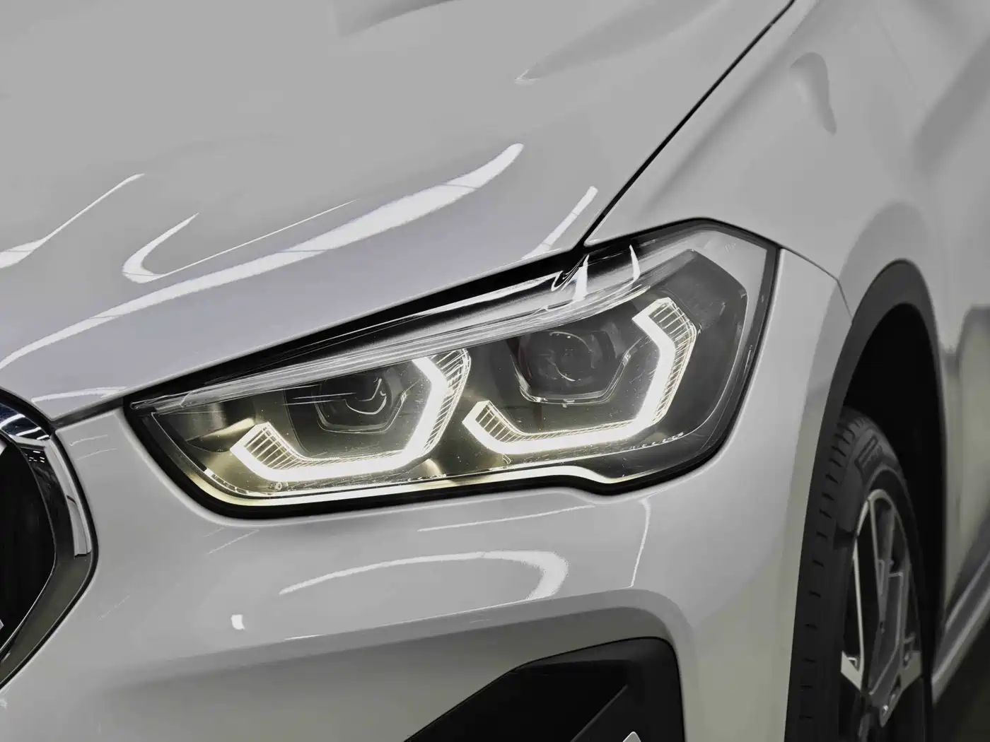 BMW X1 2022 xDrive25Li Premium фото 13
