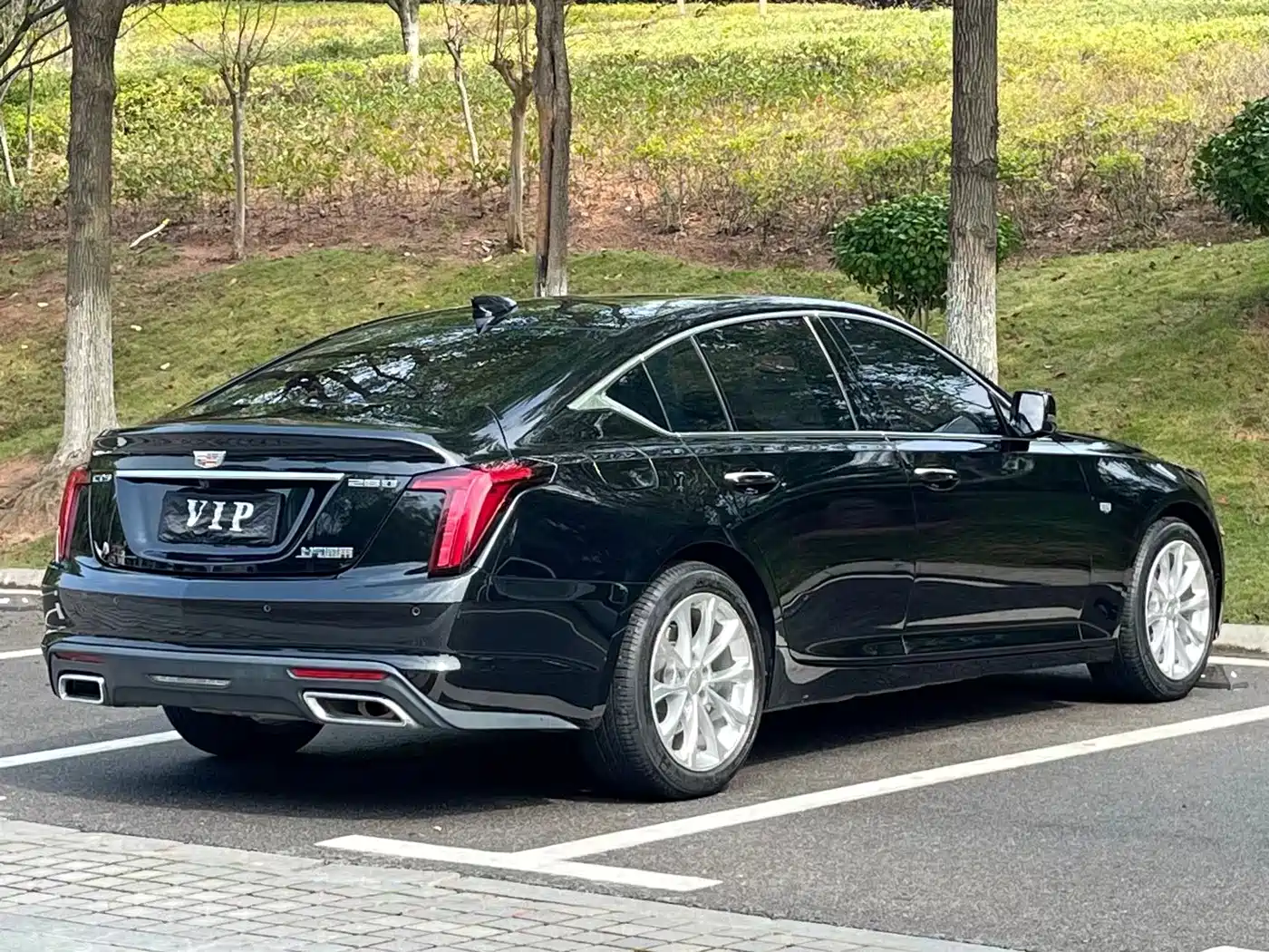 CADILLAC CT5